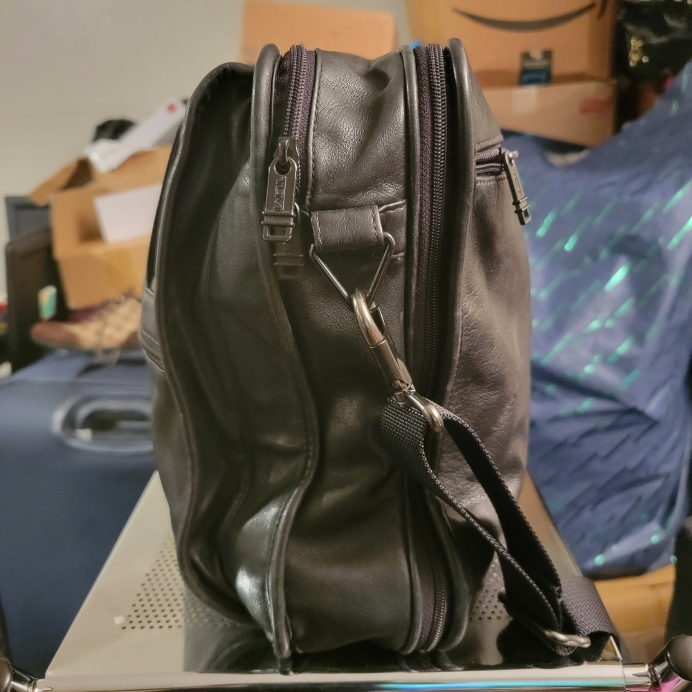 Tumi briefcase bag - Picture 2 of 16